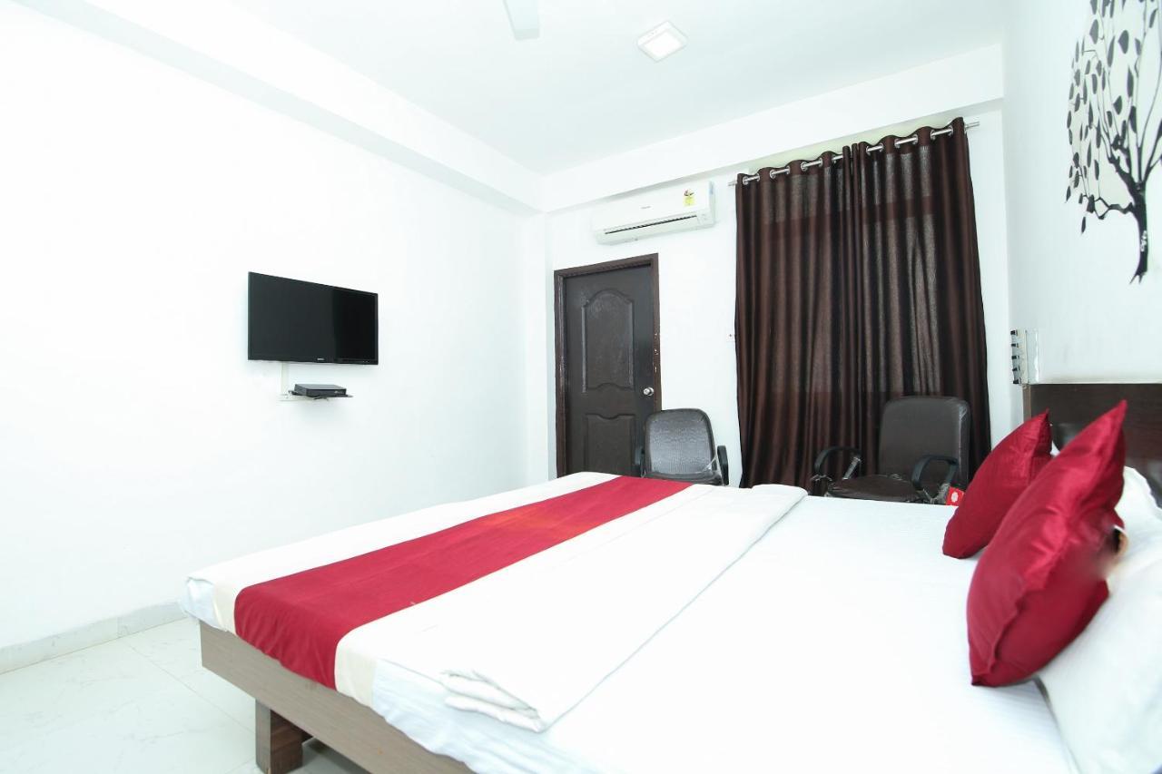 Oyo 3603 White Pearl Hotel Jabalpur Esterno foto