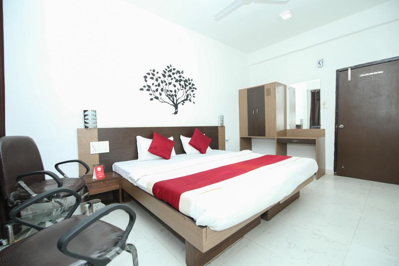 Oyo 3603 White Pearl Hotel Jabalpur Esterno foto